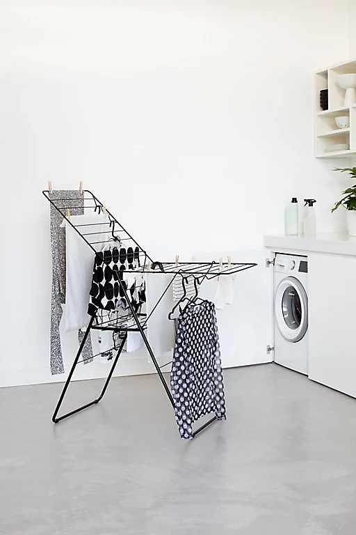 Castorama Séchoir à Linge Hangon Noir Mat 20 M Brabantia 3 Castorama Séchoir à Linge Hangon Noir Mat 20 M Brabantia